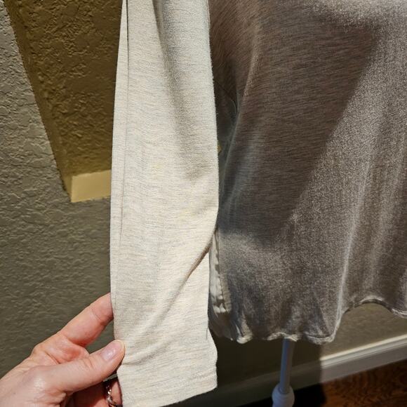 Pebble & Stone S Pleated Back Top Beige Boho Chic Minimalist Chic Layered Blouse - Picture 10 of 11